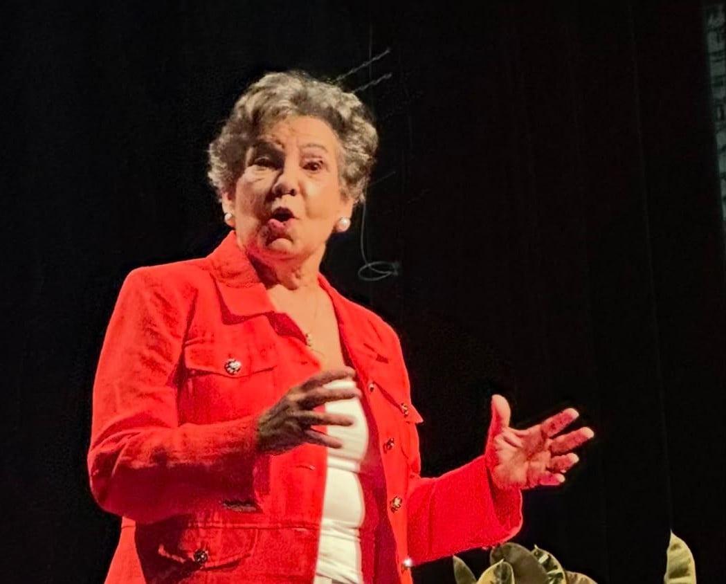 Mary gets a Standing Ovation at TEDxWilmette